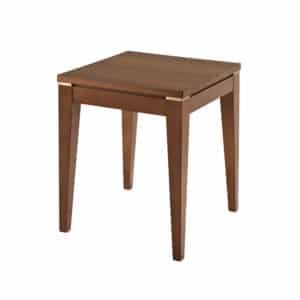 Table d'appoint carrée pour salons résidences séniors, EHPAD et résidence autonomie.