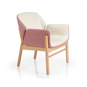 Fauteuil pour personnes âgées en résidence séniors et ehpad.